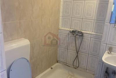Apartament cu 4 camere decomandat în Tei - 3