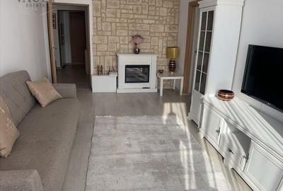 Apartament cu 4 camere semidecomandat, mobilat în Berceni