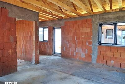 Casă cu 3 camere cu Teren 300 Mp în Sânmartin - 10