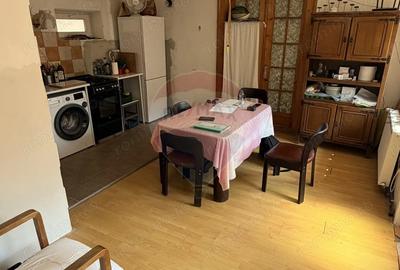 Casă cu 5 camere cu Teren 1400 Mp în Vale - 4