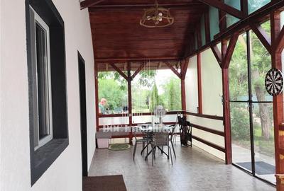 Casă cu 3 camere cu Teren 1468 Mp în Bâra