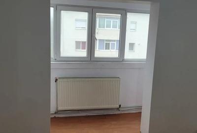 Apartament cu 3 camere decomandat în Republicii - 2