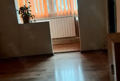 Garsonieră decomandată în Central - 10