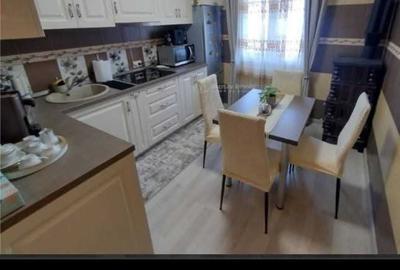Apartament cu 2 camere decomandat în Central - 4