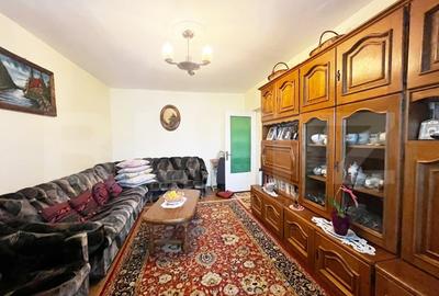 Apartament cu 5 camere decomandat, mobilat în Canta - 3