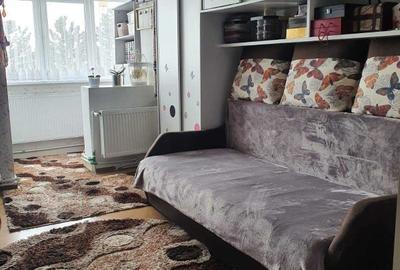 Apartament cu 3 camere decomandat în Sfântu Ilie