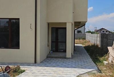 Casă cu Teren 520 Mp în Dragomirești-Deal - 1