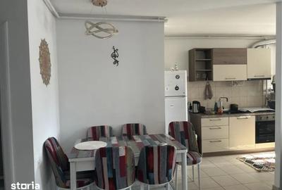 Apartament cu 2 camere semidecomandat în Colentina