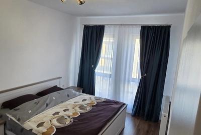 Apartament cu 6 camere semidecomandat în Neptun