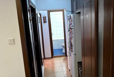 Apartament cu 2 camere decomandat în Drumul Taberei