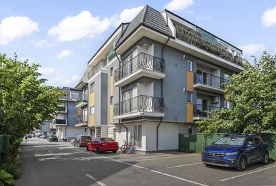 Apartament cu 3 camere decomandat în Otopeni - 1