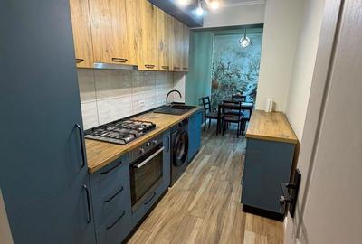 Apartament cu 2 camere decomandat în Micro 17