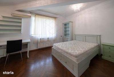 Casă cu 5 camere cu Canalizare în Herăstrău - 1