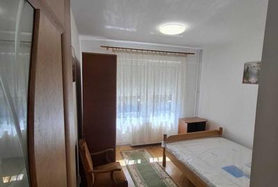 Apartament cu 2 camere decomandat în Tudor
