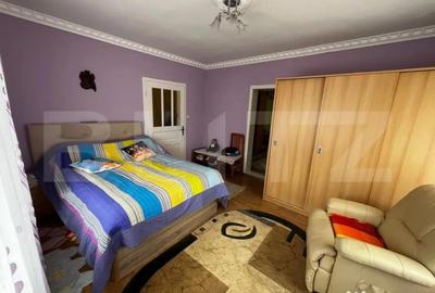 Casă cu 7 camere cu Garaj în Central - 1