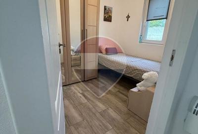 Casă cu 4 camere în Găvănești