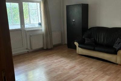 Apartament cu 2 camere decomandat, mobilat în Vitan