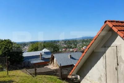 Casă cu 2 camere cu Teren 1341 Mp în Central