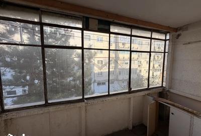 Apartament cu 2 camere decomandat în Oancea - 2