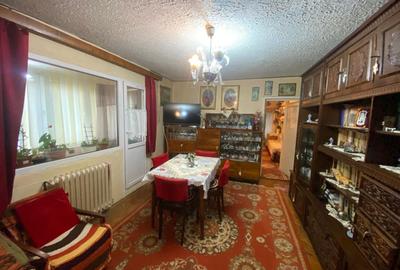 Apartament cu 3 camere semidecomandat, mobilat în Central - 4