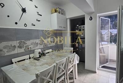 Apartament cu 3 camere decomandat în Central - 1