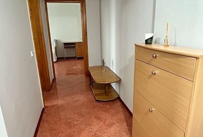 Apartament cu 2 camere decomandat în Precista