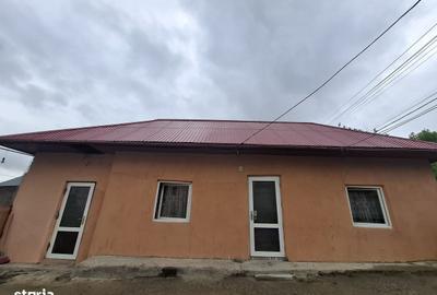 Casă cu 2 camere în Central