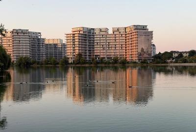 Apartament cu 2 camere semidecomandat în Tei
