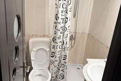 Apartament cu 3 camere semidecomandat în Turnu Măgurele