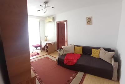 Apartament cu 2 camere semidecomandat, mobilat în Casa de Cultură - 2