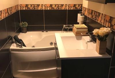 Apartament cu 2 camere decomandat în Republicii - 2