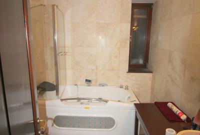 Casă individuală cu 7 camere cu Canalizare în Gherăiești - 5