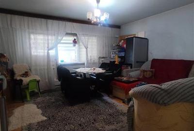 Apartament cu 3 camere decomandat în Cantacuzino - 2