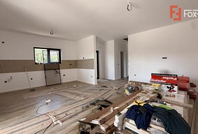 Duplex cu 3 camere cu Canalizare în Albina - 3