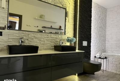 Casă cu 4 camere cu Teren 500 Mp în Central