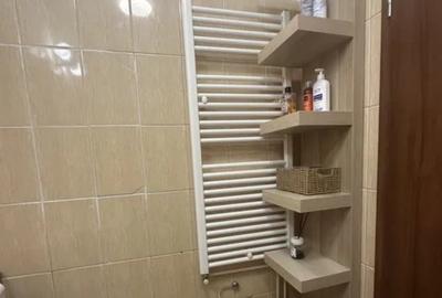 Garsonieră semidecomandată în Titan