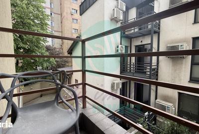 Apartament cu 3 camere în Aviatorilor