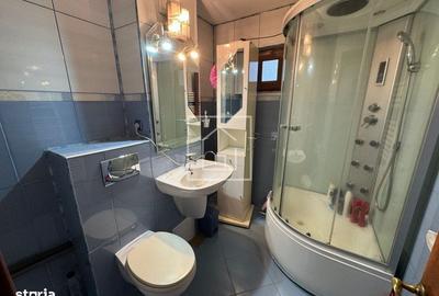Apartament cu 3 camere decomandat în Valea Aurie - 1