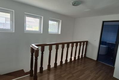Casă cu 2 camere cu Teren 575 Mp în Groși - 16