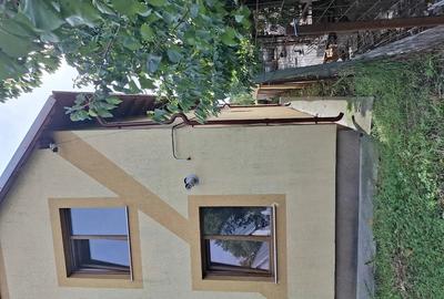 Casă cu Teren 1700 Mp în Central
