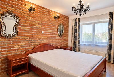 Apartament cu 2 camere decomandat, mobilat în Central