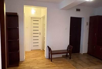 Apartament cu 4 camere în Central