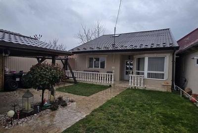 Casă cu 3 camere cu Teren 120 Mp în Tokai - 2