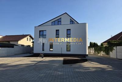 Apartament cu 3 camere decomandat, mobilat în Central