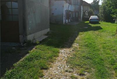 Casă cu 4 camere în Câmpulung Muscel