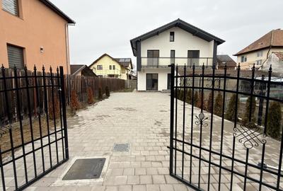 Casă cu 4 camere cu Canalizare în Turnișor - 2