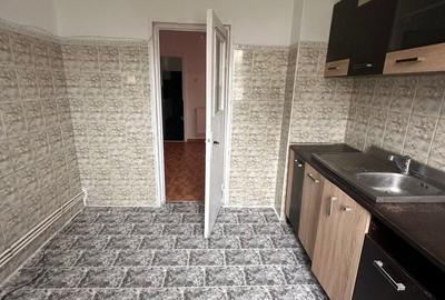 Apartament cu 3 camere decomandat în Central - 2