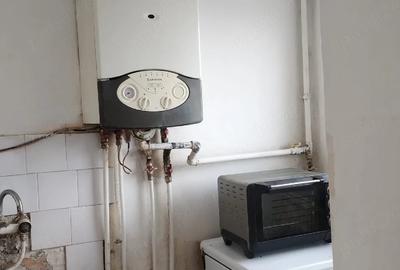 Garsonieră decomandată în Central - 2