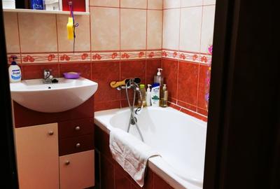 Apartament cu 3 camere decomandat în Brâncoveanu
