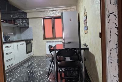Apartament cu 3 camere decomandat în Barieră - 1